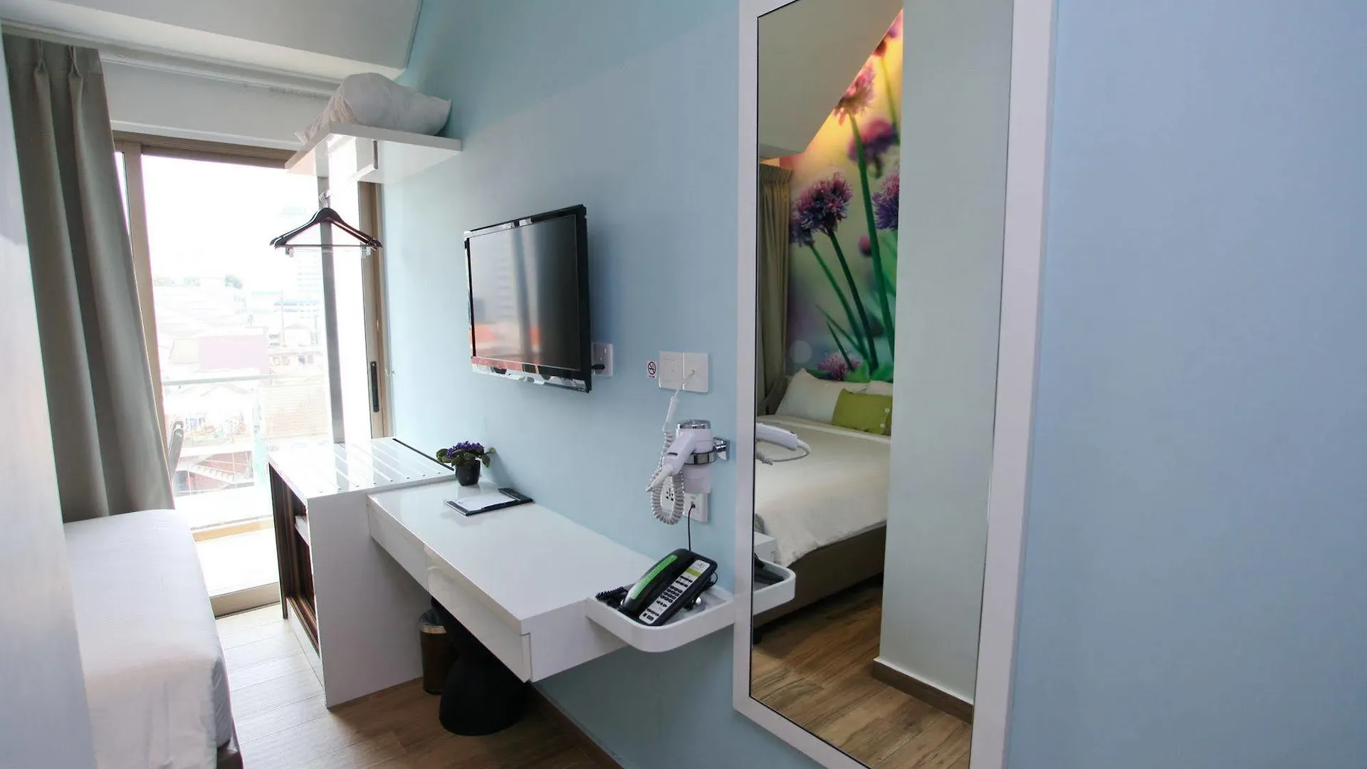 J8 Hotel Szingapúr 3*,